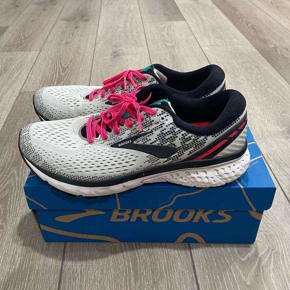 Brooks Shoes - Brooks running shoes
